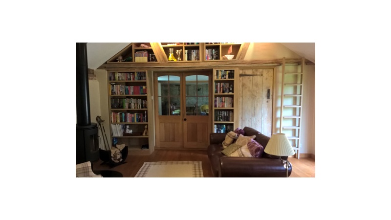 Rolling Ladder for Shelves